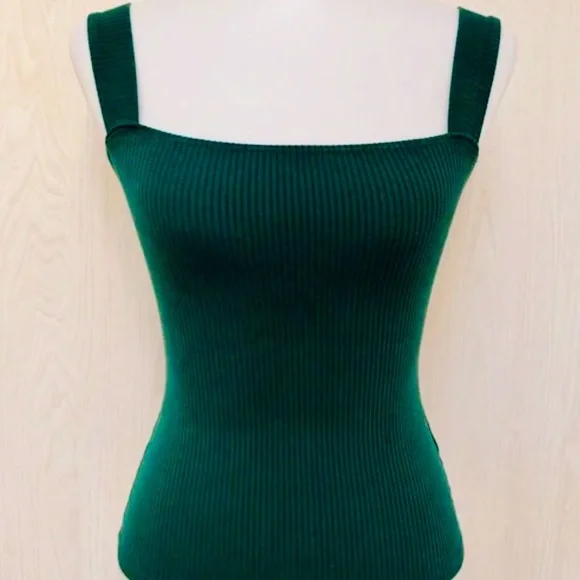 Reformation Julia RibbedTank Retail $88 - Picture 3 of 8